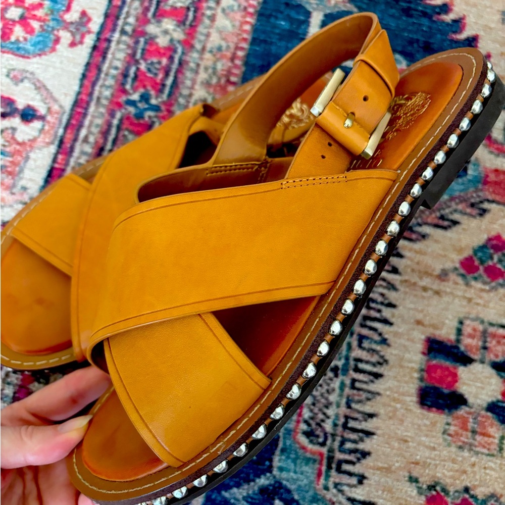 Vince Camuto Sandals 🤎